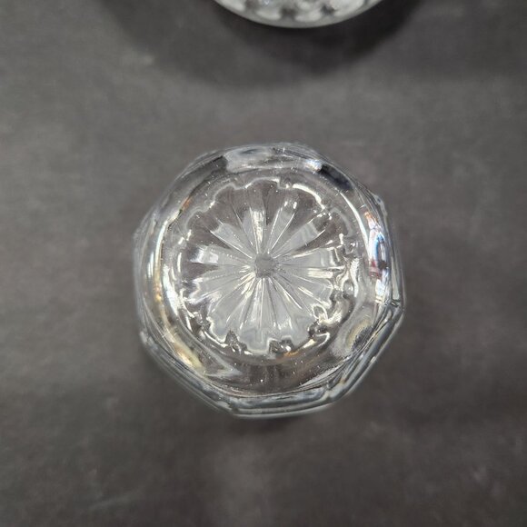 Princess House Vintage Crystal Wine/Liquor Decanter from the 1970s - Picture 6 of 9